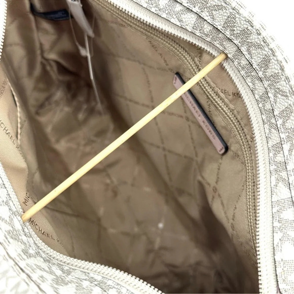 Michael Kors Large Messenger Bag & Large Double Zip Wallet Vanilla/Powder Blush - Picture 8 of 14